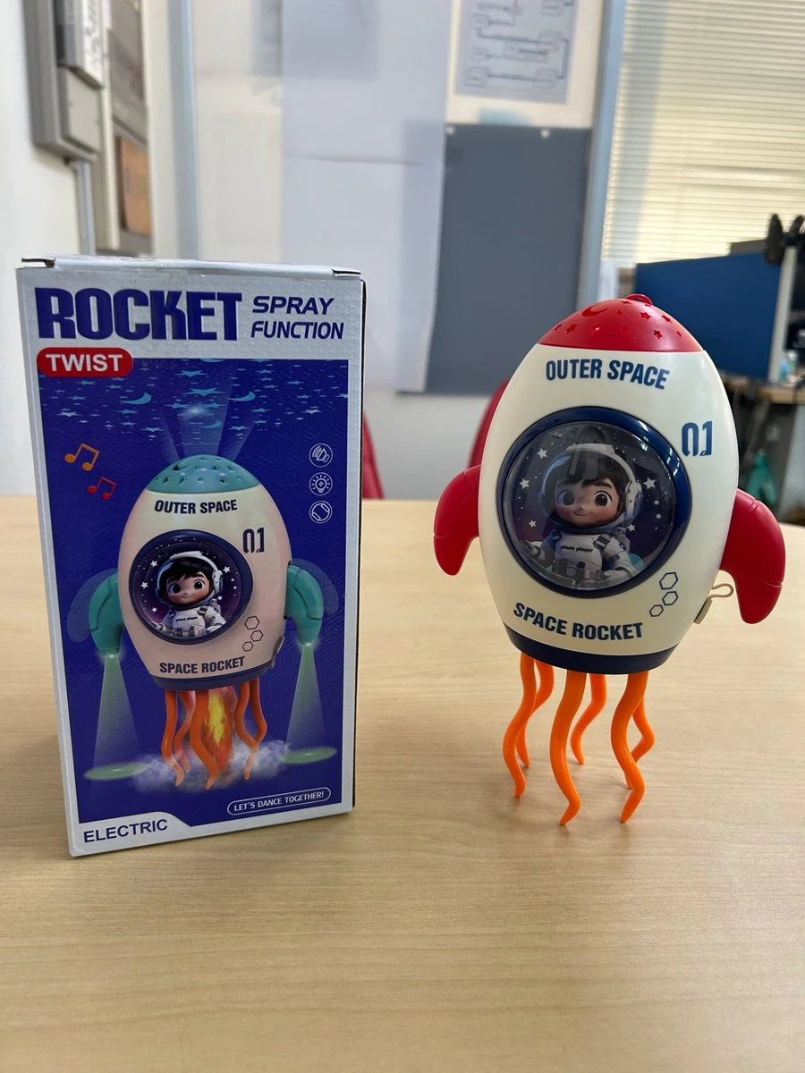 *🚀 انطلق نحو المغامرة مع صاروخ الفضاء العجيب! 🌌*